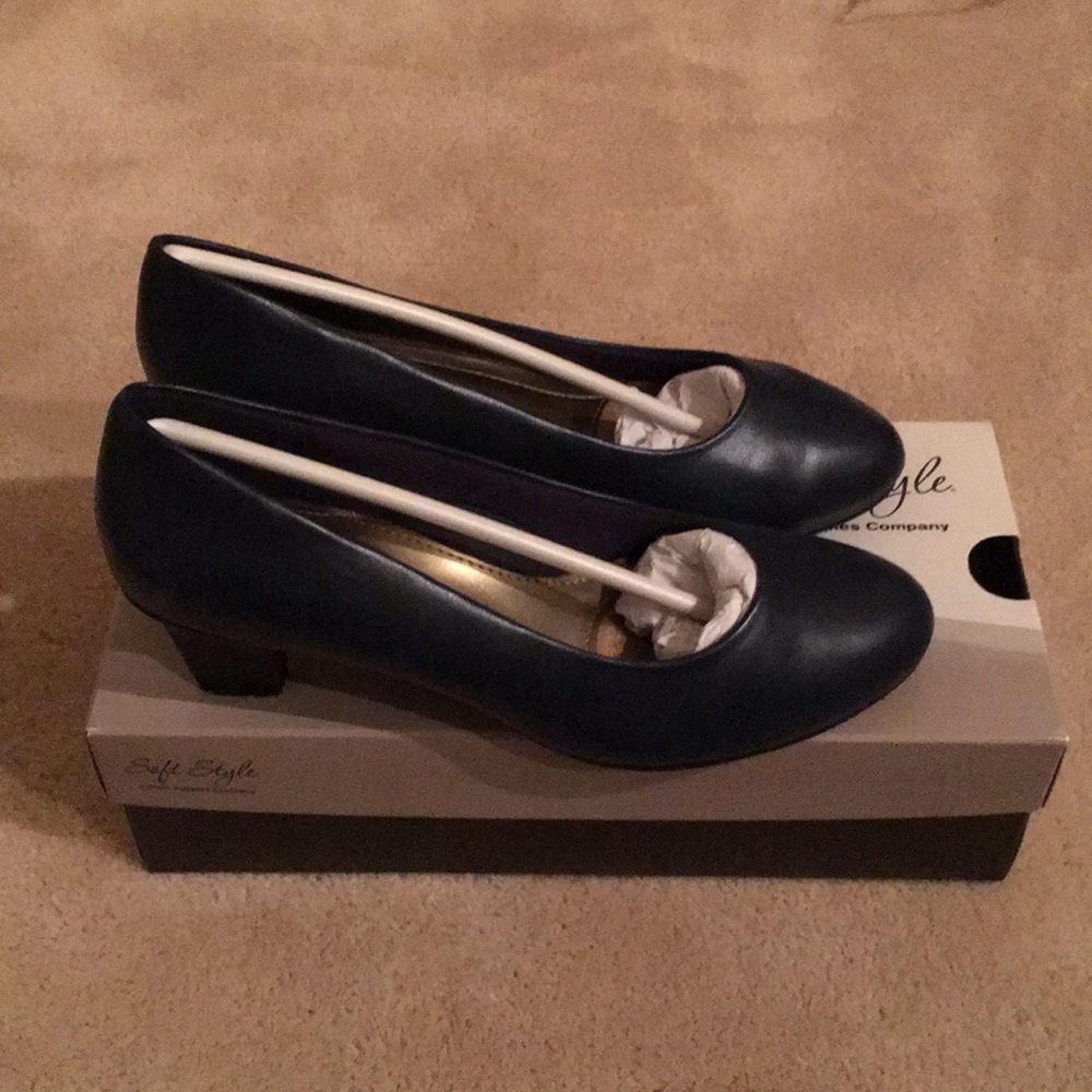 Soft Style Gail Shoes